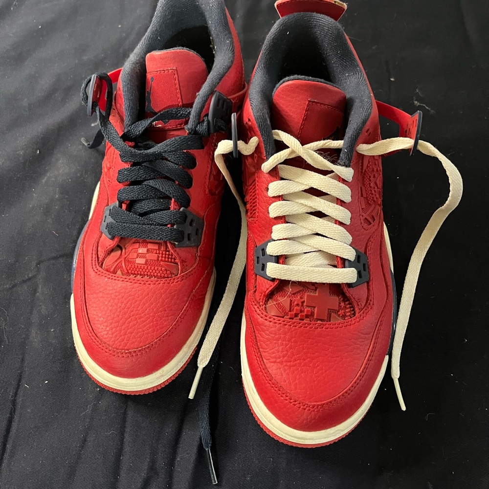 Nike Air Jordan 4 retro